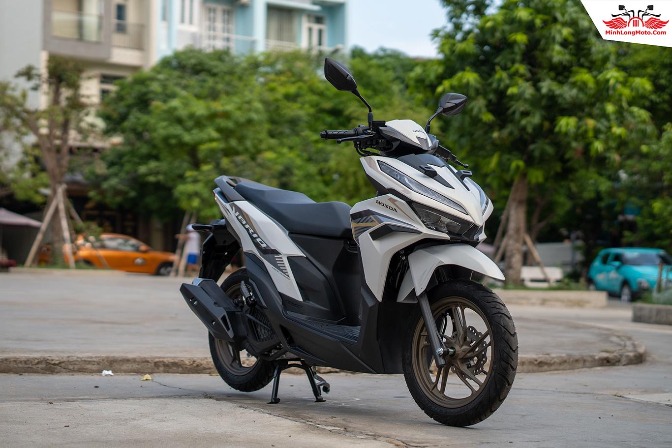 Vario trắng 2024: Xe Vario màu trắng giá bao nhiêu?