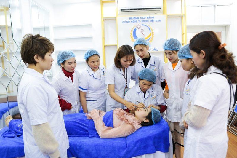 học ngành chăm sóc sắc đẹp thi khối nào