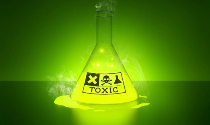 Toxic là gì trên mạng xã hội và game? Dấu hiệu nhận biết