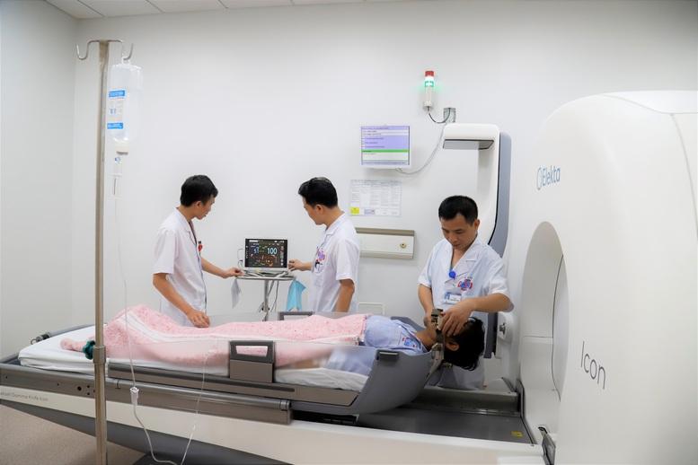 Điều trị u não bằng máy Gamma Knife thế hệ mới