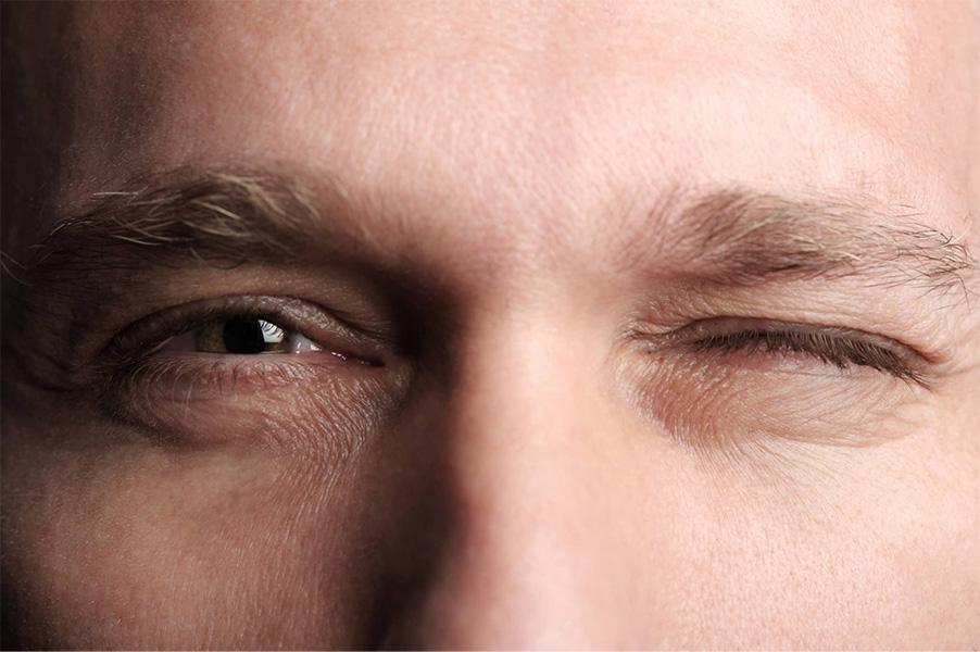 Giật mắt trái là điềm báo gì? Nguyên nhân và cách khắc phục giật mắt trái?