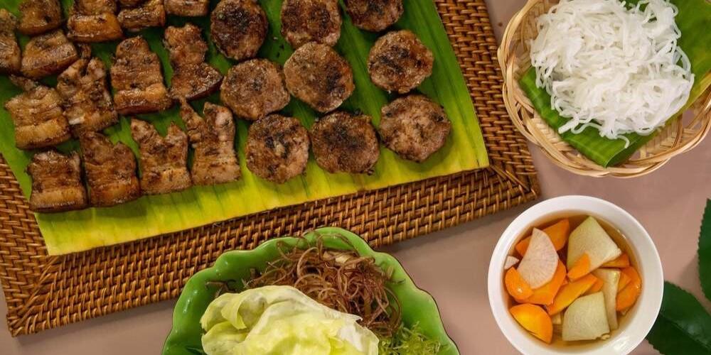 Top quán bún chả nhất định phải thử khi đến Hà Nội