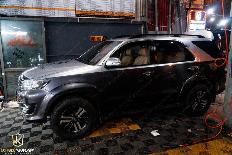 Dán decal đổi màu ô tô style Maybach Toyota Fortuner đẹp | Kingwrap