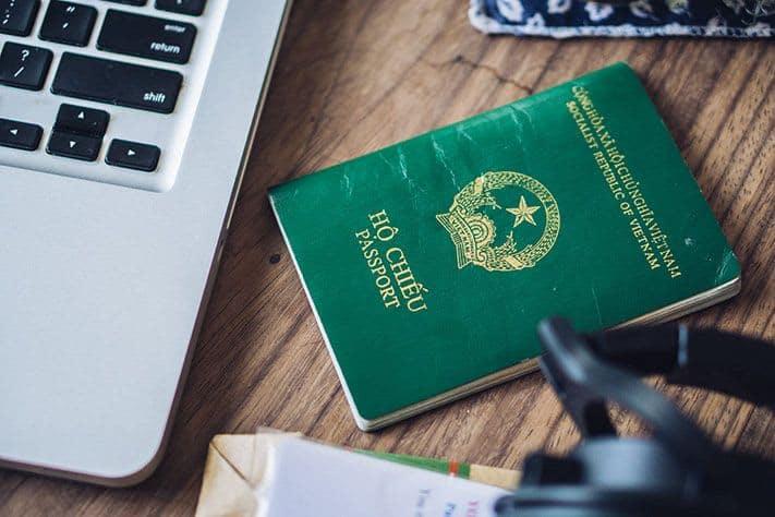 mien-visa-vietnam-passport-compressed