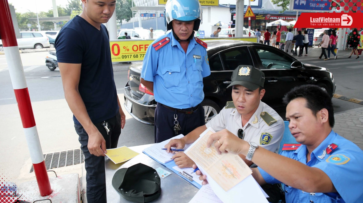 Tiêu chuẩn trở thành thanh tra giao thông là gì?