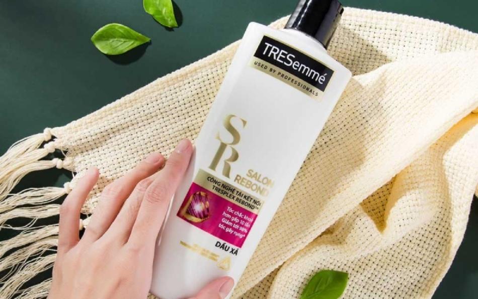 Dầu xả tóc Tresemme Keratin Smooth siêu mượt