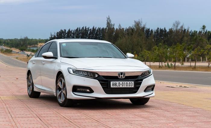 giá xe Honda Accord 1,319 tỷ đồng